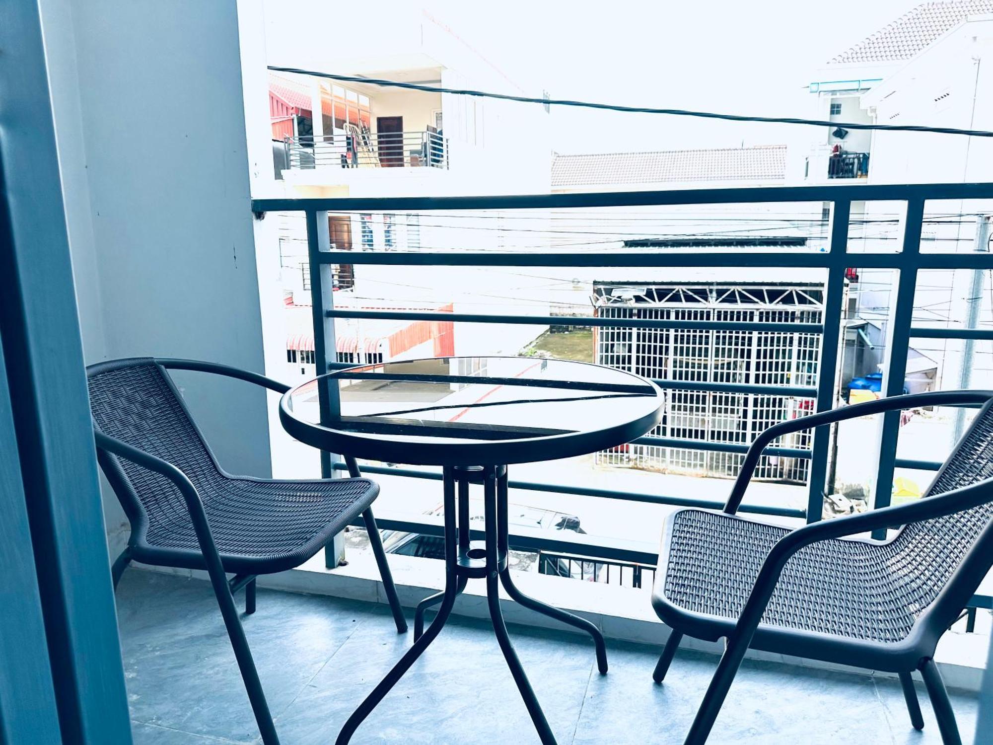 Lotus Homestay Sihanoukville Bagian luar foto
